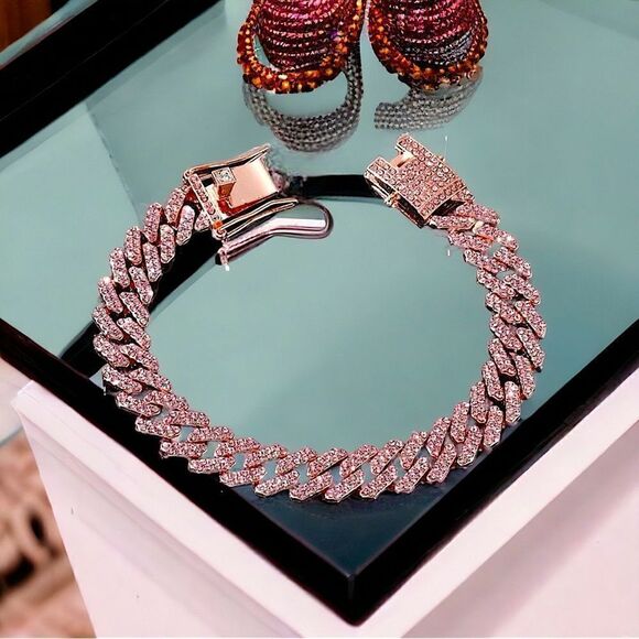 15% off 3+ Bundles 8” Pink Rhinestone l Bracelet l Unisex l New - Picture 1 of 8